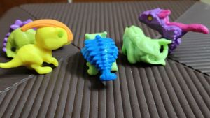 set of 5 kinder Joy dinosaur toys
