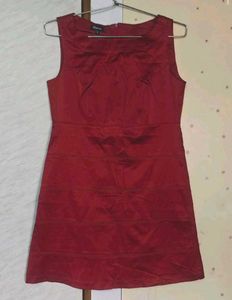 Elegant Red Sheath Dress ❣️