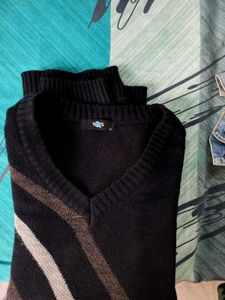 Striped V-Neck Pullover