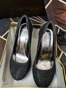 Black Heels Uk 4(discounted)