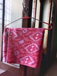 Vibrant Red , pink combo Saree with Unique Print