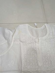 Elegant White Chikankari Kurta