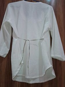 White  silk  y2k top 🤍