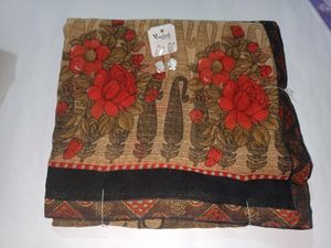Beautiful Georgette Saree.+ Free Earings.