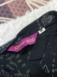 Unique Black &amp; White Printed Kurta