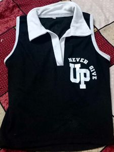 Sleeveless Crop Top(medium)