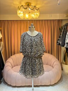 Chic Printed Mini Dress with Tie Waist
