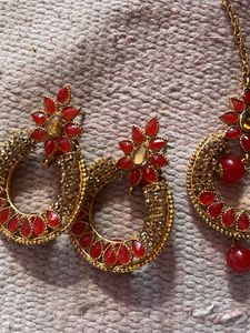 Stunning Red &amp; Gold Maang Tikka &amp; Earring Set