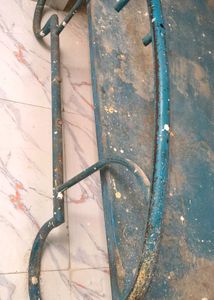 Vintage Metal Bed only it's very heavy &amp; good con