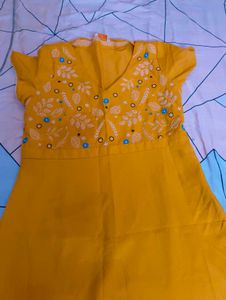Yellow Kurta Set with Floral Embroidery