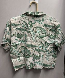 Paisley Print Collared Crop Top