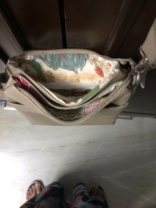 Sling Bag With Lot Of Space And Pocket