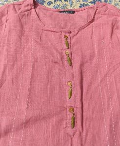 Chic Pink Kurta with Feather Details
