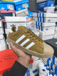 Adidas Superstar - Classic Style
