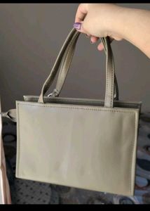 Chic Beige Handbag