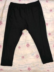 Set of 2 capri leggings