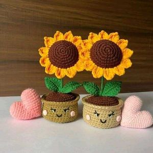 Crocheted Sunflower Pots