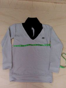 Men's Grey and Black T-Shirt