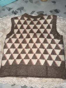 Geometric Knit Vest Top