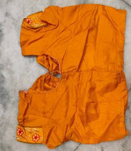 ✨ Mustard Yellow Embroidered Saree Set