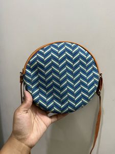 Blue Chevron Round Sling Bag