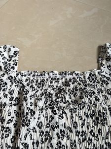 Chic Floral Smocked Off-Shoulder Top