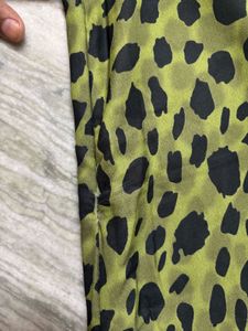 Sale!!!!! Stylish Green Leopard Print Midi Skirt