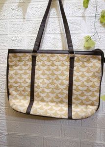 Avaasa Tote Bag no offers