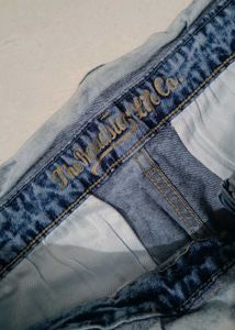 Boyfriend Fit High-Rise Jeans