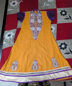 Women's Mustard Yellow Embroidered Kurthi
