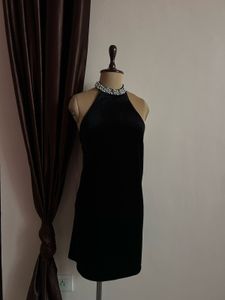 Elegant Black Velvet Mini Dress