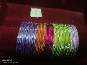 Bangles multicolor used hardly once 2.6size