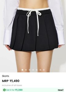 Savana Black Pleated Mini Skirt