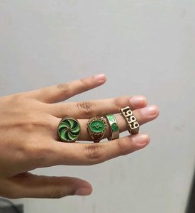 Cute Green Ring set