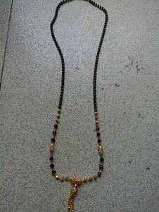 pack of 6 Elegant Gold &amp; Black Bead Mangalsutra