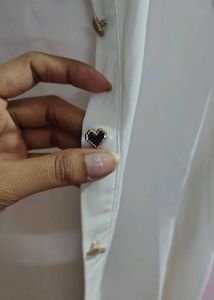 White shirt with Embroidered Collar