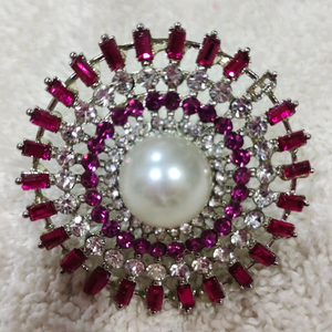 Big size queen style finger ring