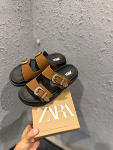Zara Slides