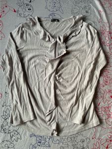 Elegant Ruffled Neckline Top