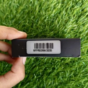 MAC Extra Dimension Skinfinish