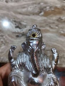 Shining Ganesha Idol