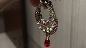 Beautiful Pink-Colored Earrings (No brand)