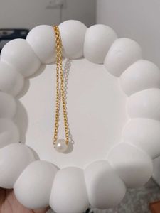 Elegant Gold Chain Necklace with Pearl