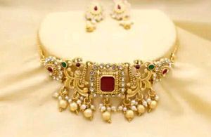 Neckless With Earrings