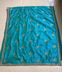 PRICE DROPPED👈🏻Teal & Gold Embroidered Saree