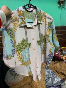 Exquisite Vintage Floral Print Button-Up Shirt