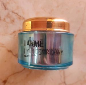 Lakme Hyaluronic Dewy Gel Creme