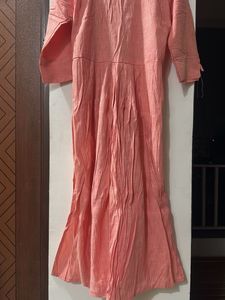 Elegant Peach Embroidered Kurta