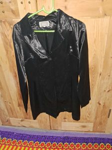 Satin Blazer with two pockets