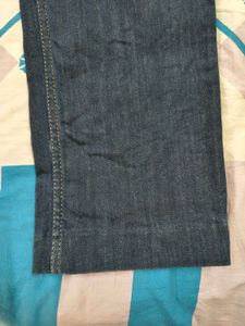 Zara Cropped Classic Straight Blue Denim Jeans
